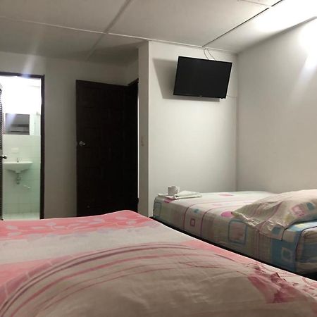 Hospedaje Los Peces Riohacha Bagian luar foto